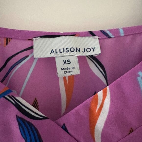 Allison Joy Floral V-Neck Spaghetti Strap Top- Size XS - Picture 4 of 5